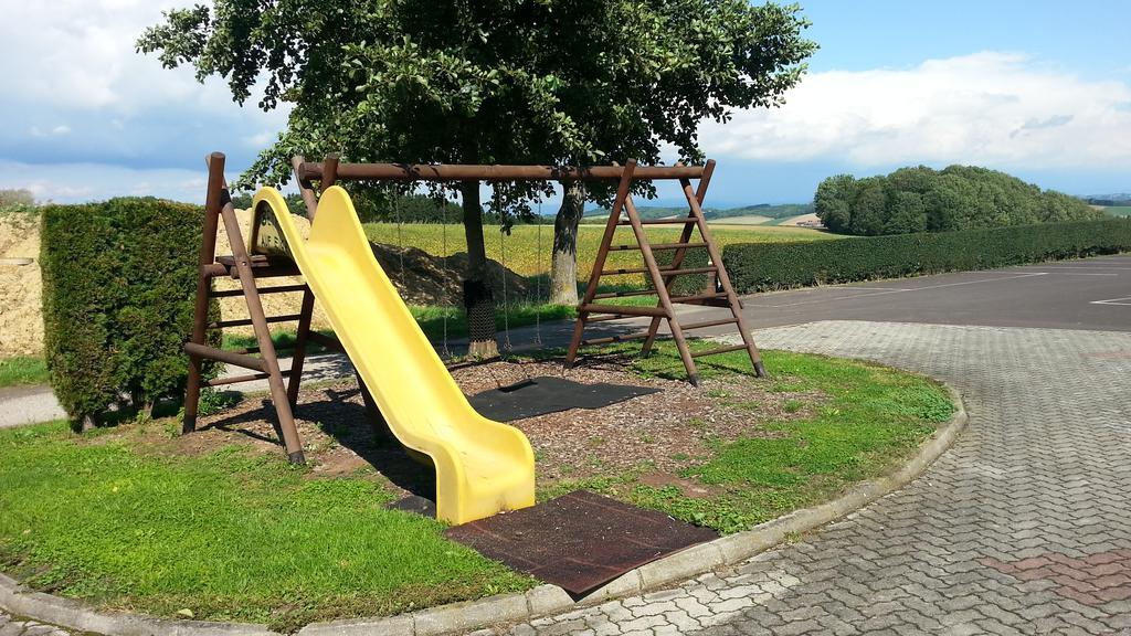 Hofkirchen im Traunkreis Pension Weinbauer מראה חיצוני תמונה